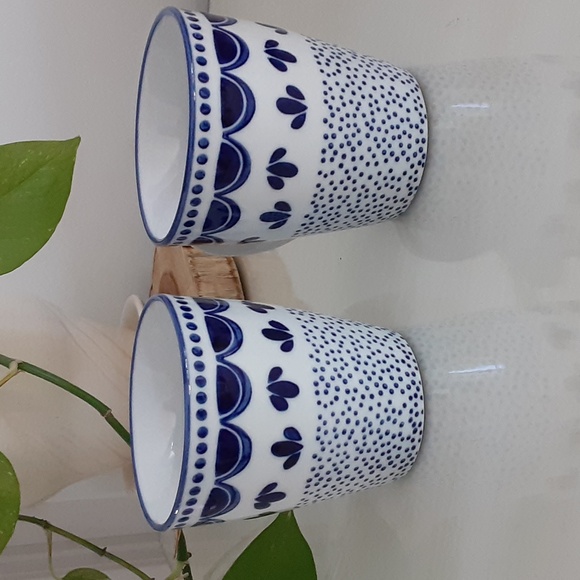 West Elm Blue White Scallops Dots Cups Mugs 12 oz Set of 2 - Picture 4 of 7